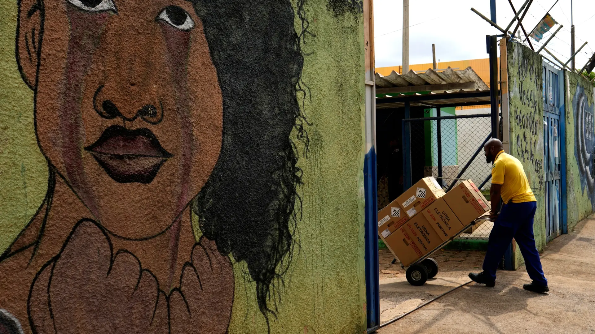 Brasil aprueba la semana laboral de cinco días en un triunfo de Lula previo a elecciones