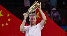 Davidovich se corona en Shanghái con una remontada épica