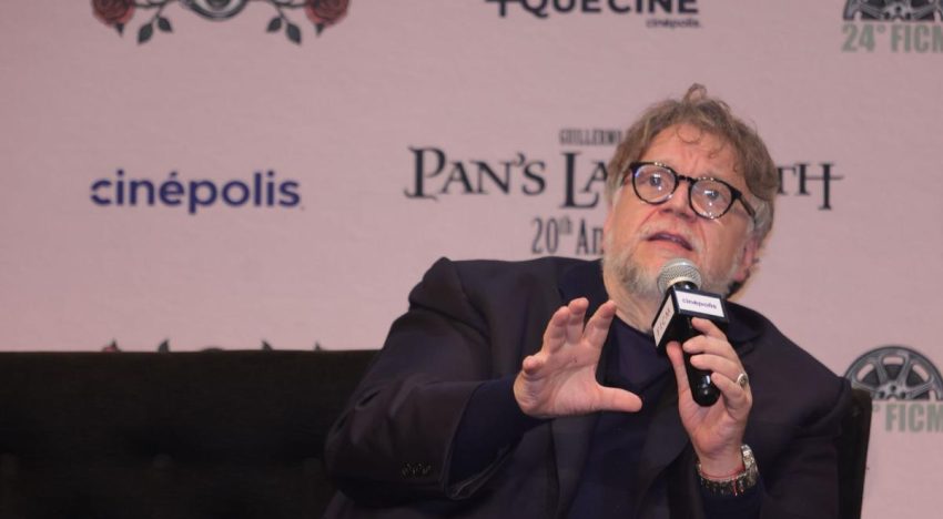 Guillermo del Toro llora en el Festival de Cine de Morelia