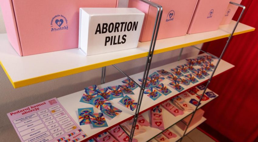 Parlamento polaco aprueba reforma para flexibilizar el derecho al aborto