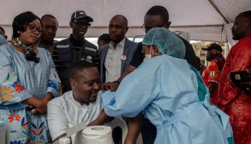 OMS informa el inicio del ensayo clínico de la vacuna contra el brote de ébola que azota el Congo