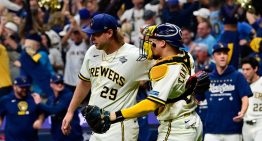 Milwaukee Brewers da el primer golpe ante los Rays en el inicio de la Serie Mundial
