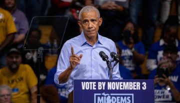 Obama critica «caos y crueldad» de Trump mientras hace campaña por los demócratas