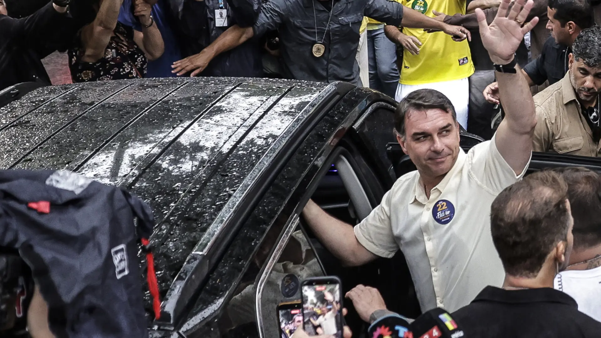 Bolsonaro llega a EEUU tras huir de Brasil y Lula califica su salida de «vergonzosa»