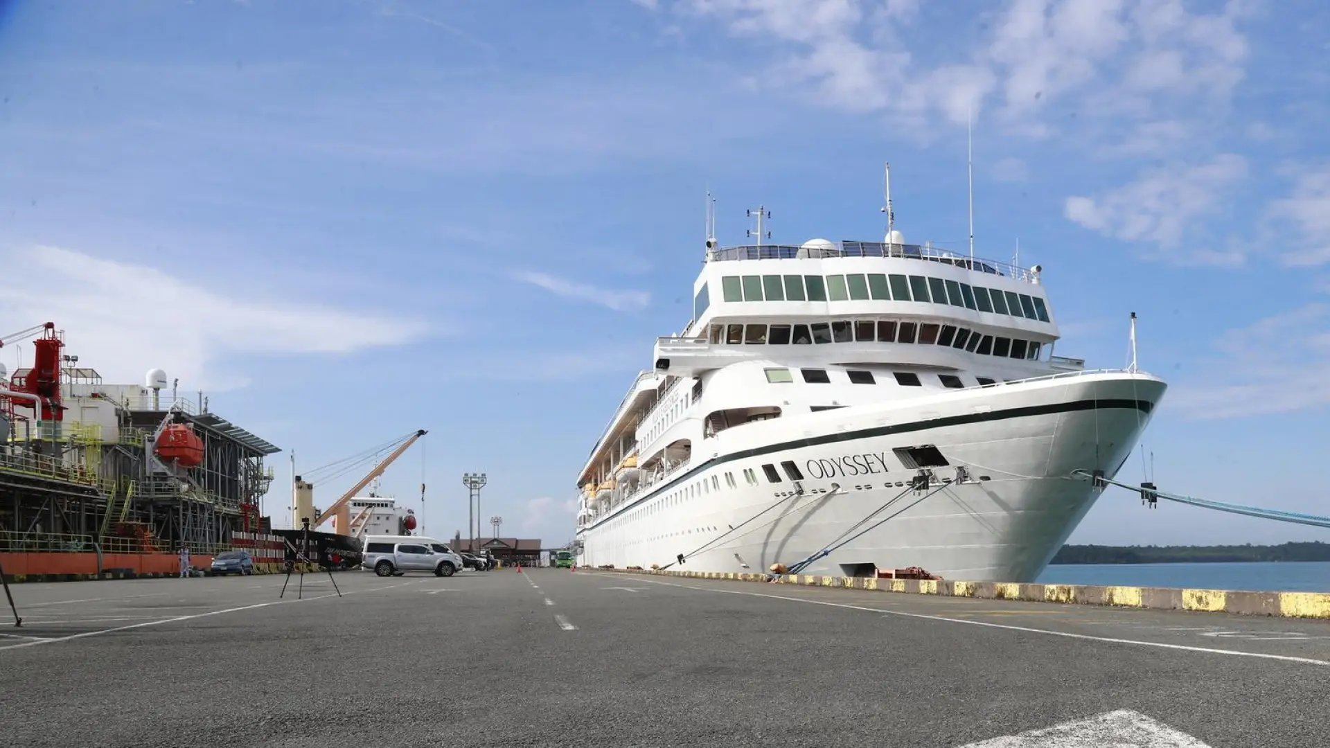 Más de 200 pasajeros de un crucero quedan varados en Camboya por el alto precio del combustible