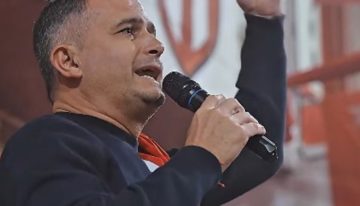 Luciano Nakis, candidato a presidente de Independiente, dijo que «volvería a secarle la nuca» a Chiqui Tapia y defendió el torneo de 30 equipos