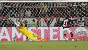 Estudiantes, épico finalista de la Copa Libertadores: Muslera atajó tres penales y jugará por la Gloria Eterna contra Palmeiras