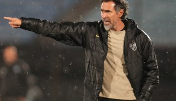 Atlético Mineiro, rival de Boca en la final de la Copa Sudamericana: resistió bajo la lluvia con drama en Montevideo, pero perdió un jugador clave