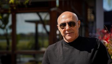 El “Loco” Dalla Libera, sin filtro: la insólita expulsión que lo llevó al retiro, el día que volvió a nacer y las lágrimas que le arrancó Messi