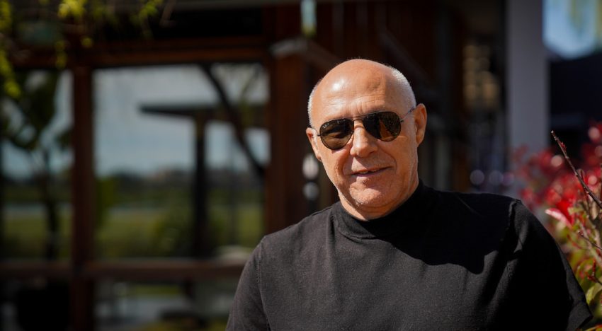 El “Loco” Dalla Libera, sin filtro: la insólita expulsión que lo llevó al retiro, el día que volvió a nacer y las lágrimas que le arrancó Messi