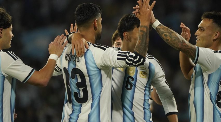 Argentina jugó para Scaloni y Messi: goleada frente a Bolivia en Córdoba con un rendimiento que no se resiente y renueva la ilusión