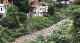 Advierten sobre el riesgo de desborde del río Piedra Azul en Maiquetía (VIDEO)