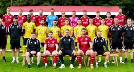 Insólito caso en el fútbol de Escocia: un equipo debe jugar dos partidos al mismo tiempo y en estadios separados por 105 kilómetros