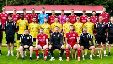 Insólito caso en el fútbol de Escocia: un equipo debe jugar dos partidos al mismo tiempo y en estadios separados por 105 kilómetros