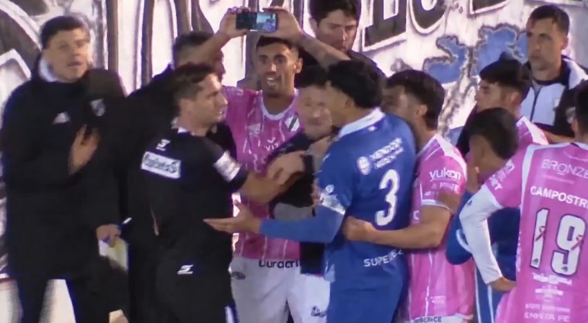 Otro capítulo de la novela de All Boys – Godoy Cruz: Zafarana contó cómo apareció el celular y puso en duda la revisión del penal desde el dispositivo