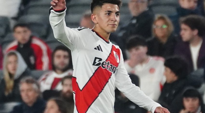 La hora de Thiago Almada: los murmullos en River, la aparición de Riquelme y un duelo clave con Paredes en la Bombonera