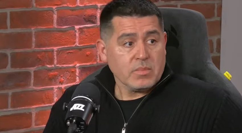 Riquelme aclaró la conversación que tuvo con Azzaro sin saber que estaban al aire: «Fue medio raro»