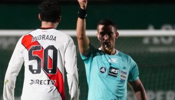 Los árbitros de la fecha 14 del Torneo Clausura: Tello va de clásico a clásico y Dóvalo, el más cercano a Chiqui Tapia, a otro «enemigo» de AFA