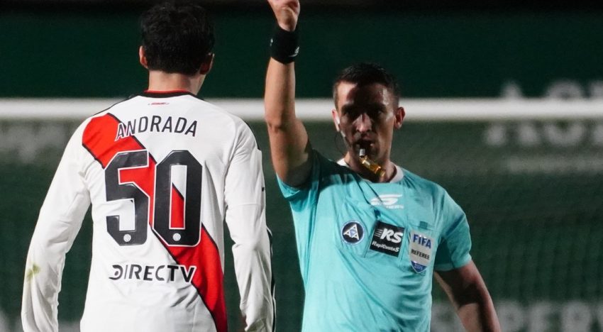 Los árbitros de la fecha 14 del Torneo Clausura: Tello va de clásico a clásico y Dóvalo, el más cercano a Chiqui Tapia, a otro «enemigo» de AFA