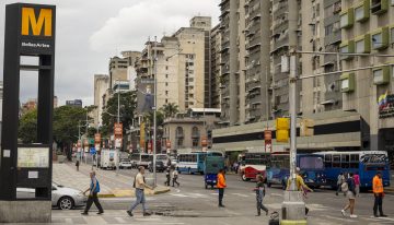 «Cada dólar cuesta»: Asdrúbal Oliveros explicó qué deben considerar los emprendedores en Venezuela