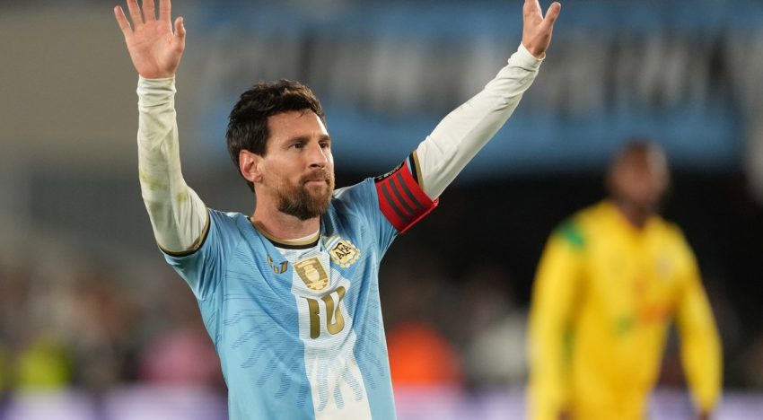 Lionel Messi recordó a Diego Maradona en un posteo de despedida en las redes, el día después de jugar su último partido con la Selección