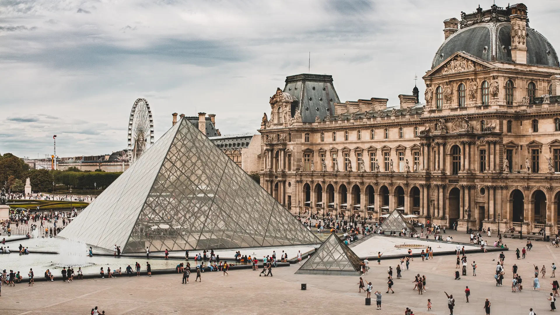 El Louvre advierte de que podría tener que cerrar si no acomete una renovación integral