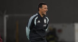 El pedido de Lionel Scaloni para Flores y Mastantuono, el futuro de la Selección Argentina: «Hay que cuidar esos talentos»