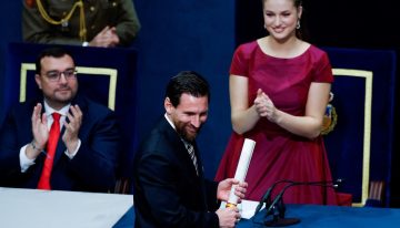 Un Messi emocionado recibió el Premio Princesa de Asturias y sumó otro reconocimiento histórico a su carrera